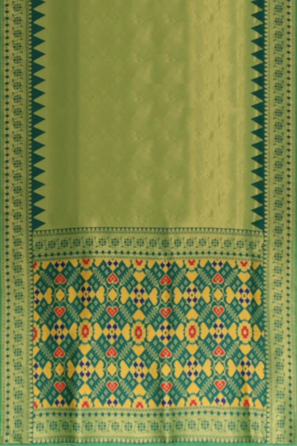 Mehndi Green Kanjivaram Silk Saree