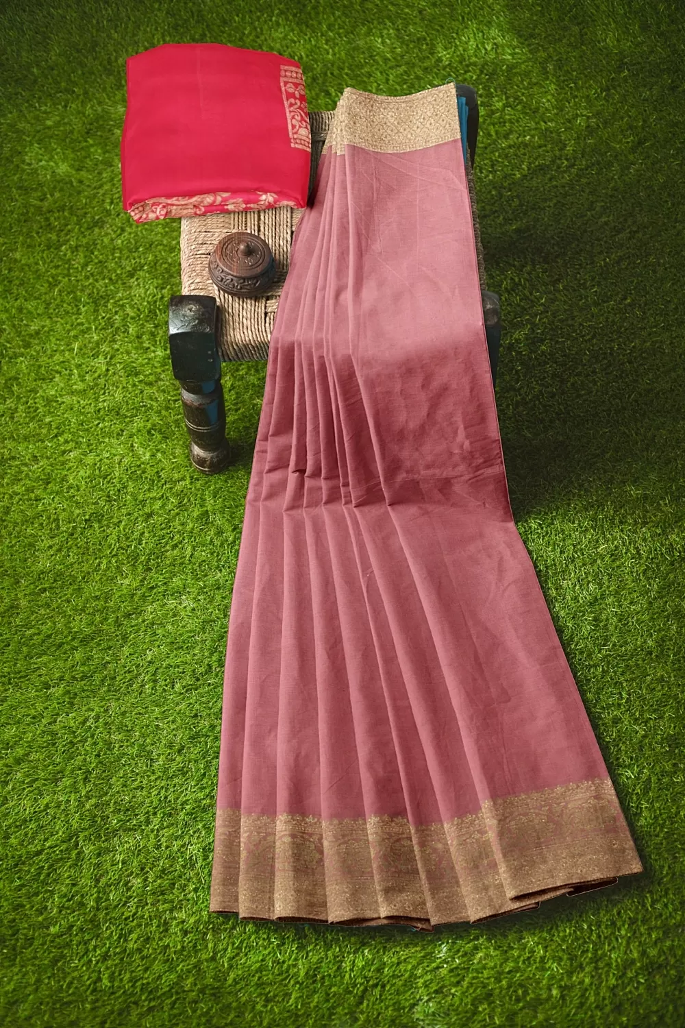 Pink Banarsi Dola Silk Saree With Heavy Blouse