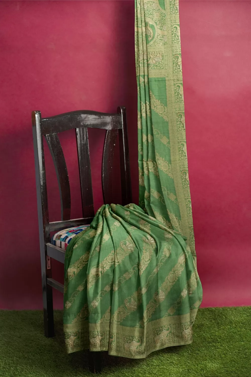 Mungiya Green Soft Silk Sarees