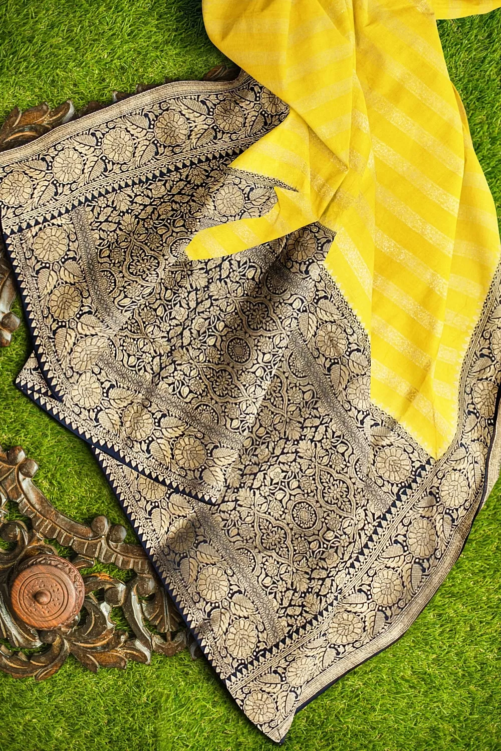 Yellow Colour Soft Silk Saree