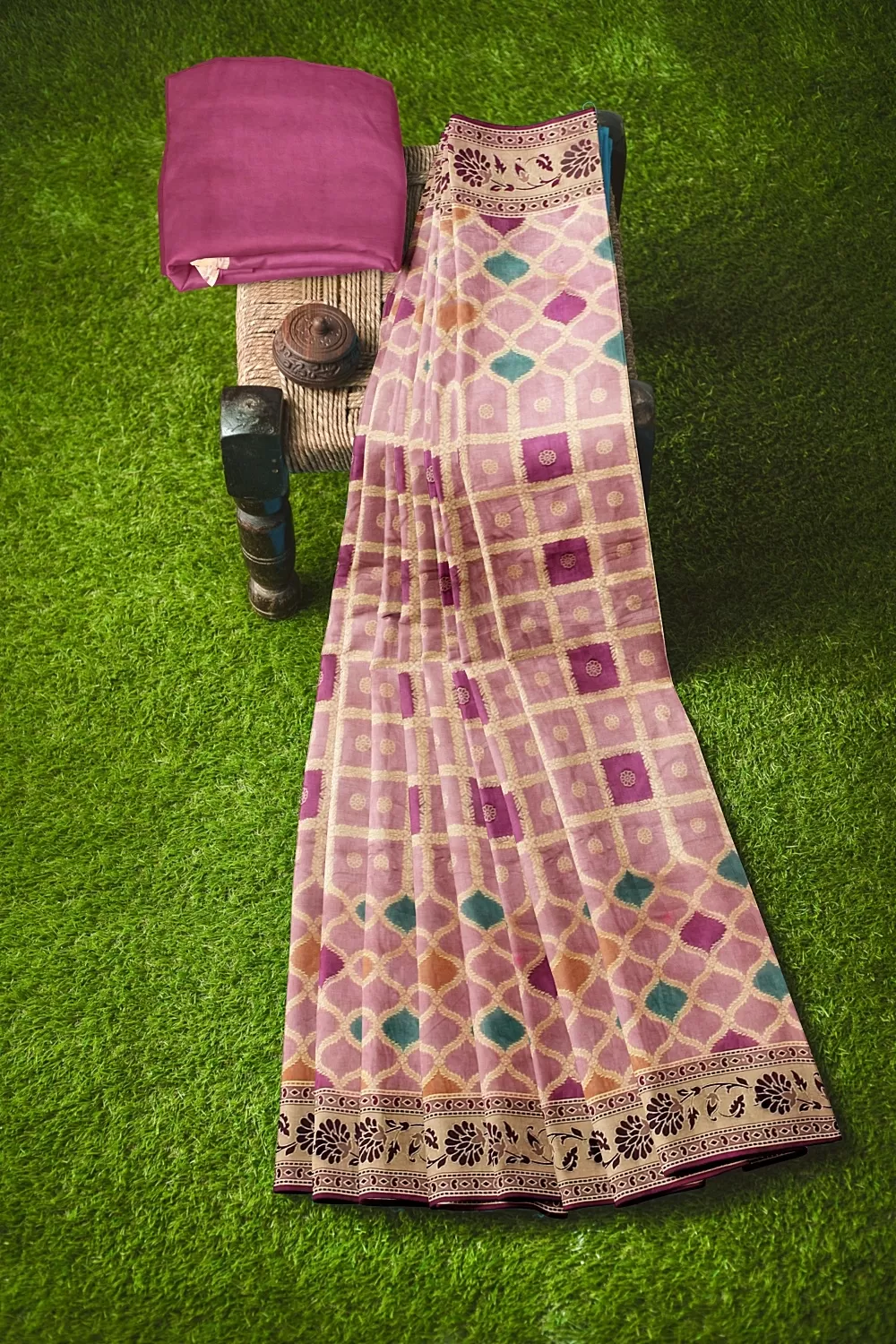 Onion Colour Silk Saree