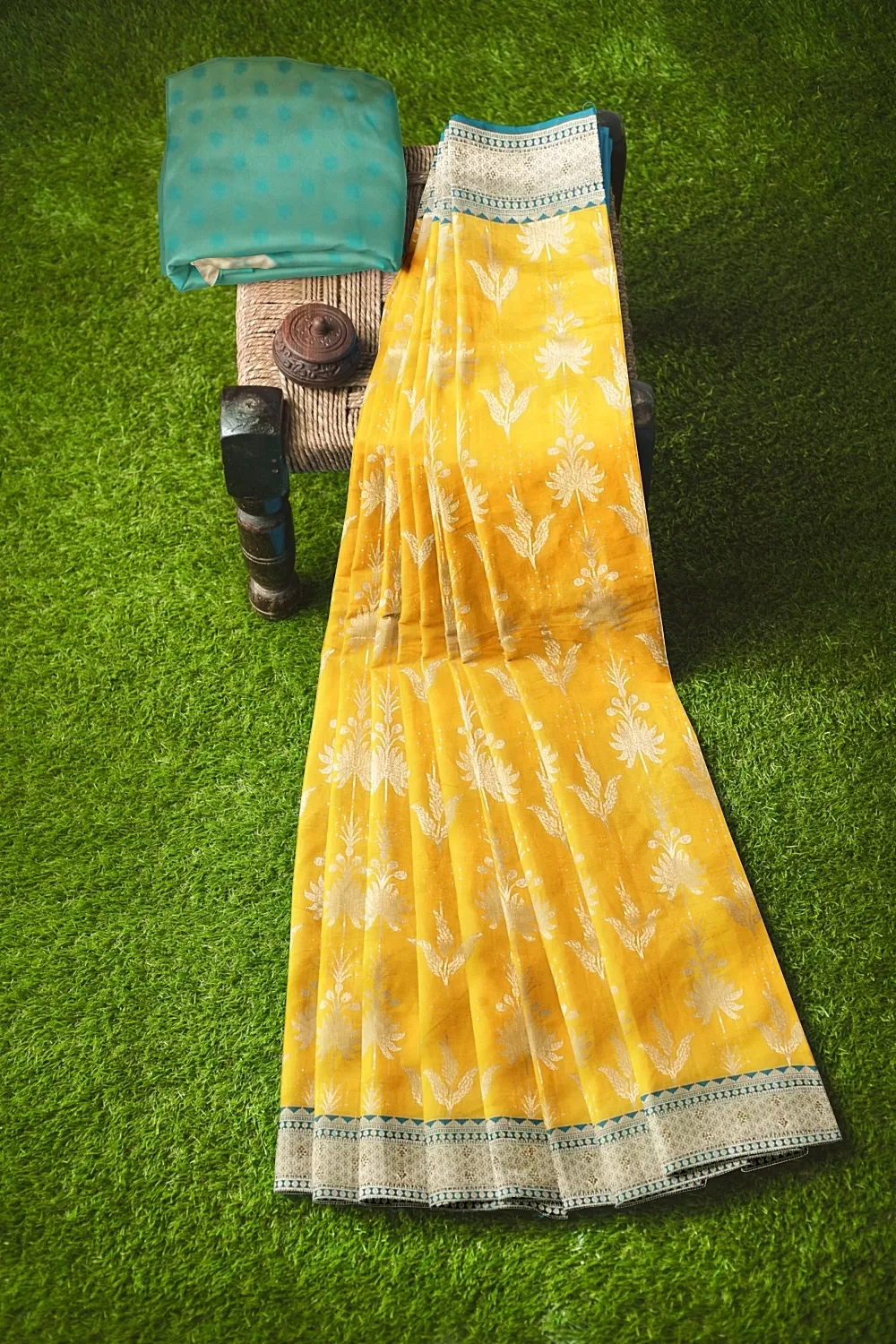 Yellow Colour Soft Silk Saree