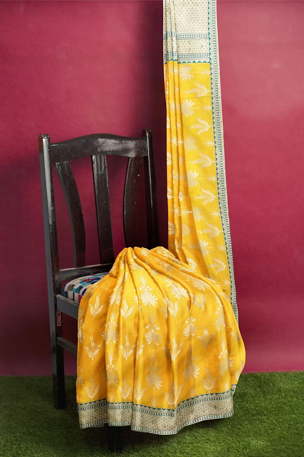 Yellow Colour Soft Silk Saree