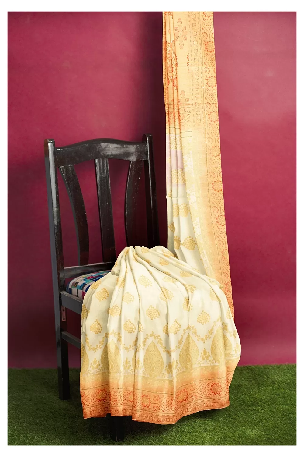 Off White Colour Soft Silk Saree